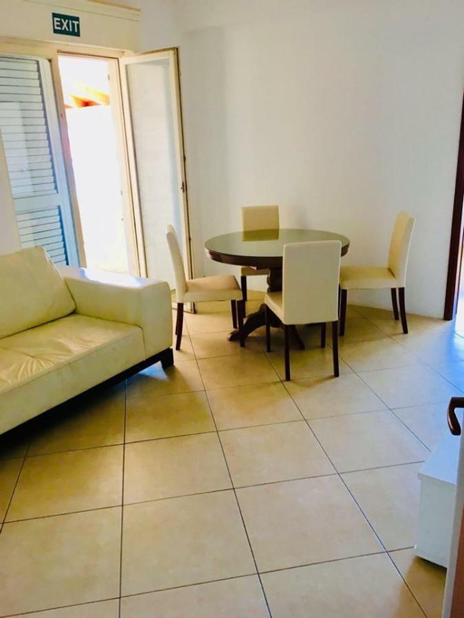 שיבניק Apartmani Nina מראה חיצוני תמונה