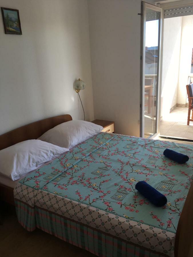 שיבניק Apartmani Nina מראה חיצוני תמונה